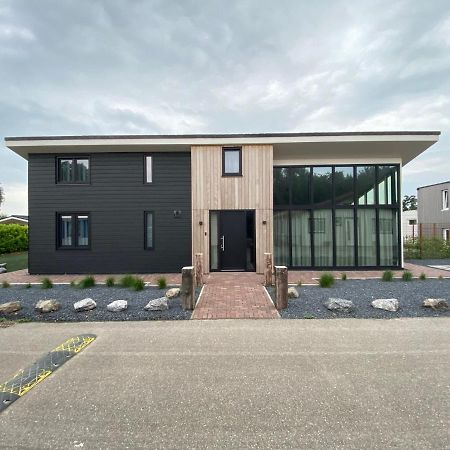 Maison Jolie Sint Annaland Exterior photo